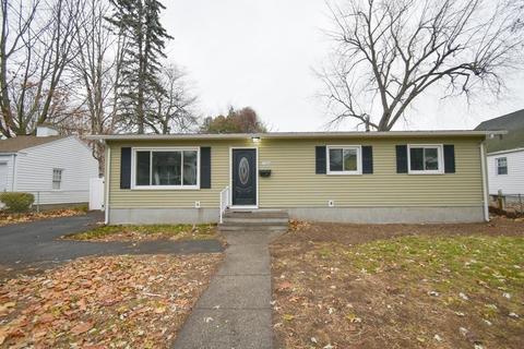 1094 Sumner Ave, Springfield, MA 01118 photo 24