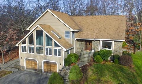 1 Digregorio Dr, Worcester, MA 01604 photo 1