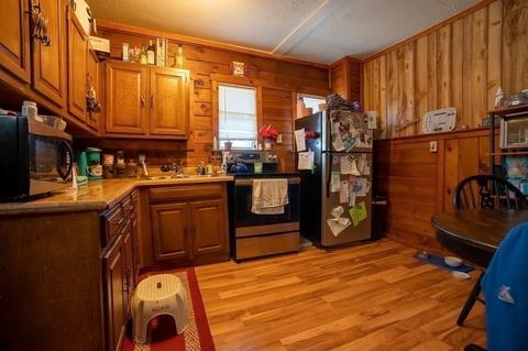 9 Whitcomb St, Webster, MA 01570 photo 22