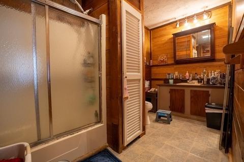 9 Whitcomb St, Webster, MA 01570 photo 24