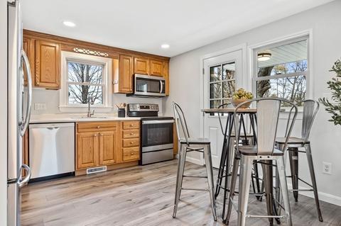 10 Cole Rd, Danvers, MA 01923 photo 8