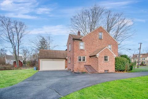 43 Maple Rd, Longmeadow, MA 01106 photo 4