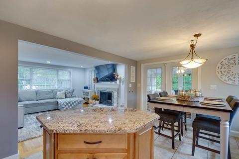 39 Michael Rd, Dedham, MA 02026 photo 8