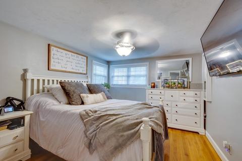 39 Michael Rd, Dedham, MA 02026 photo 12
