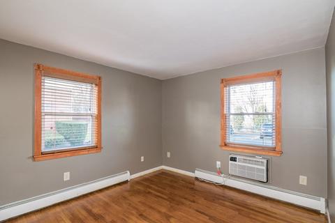 44 Colonial Cir #B, Chicopee, MA 01020 photo 18