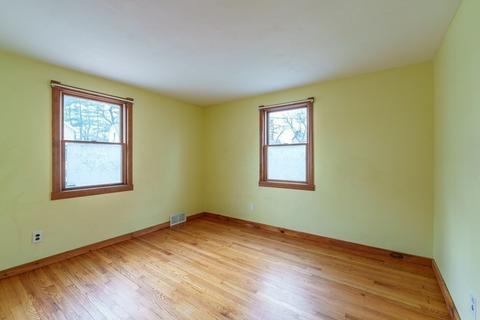 49 Ambrose St, Springfield, MA 01109 photo 18