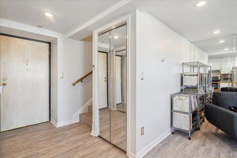 14 Locust St #3F, Everett, MA 02149 photo 18