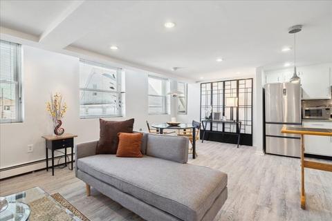 14 Locust St #3F, Everett, MA 02149 photo 12