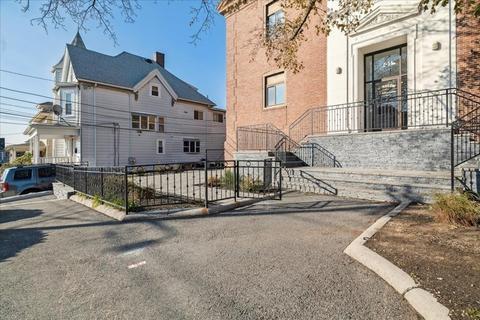14 Locust St #3F, Everett, MA 02149 photo 36