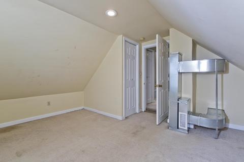 250 Britton St, Chicopee, MA 01020 photo 25