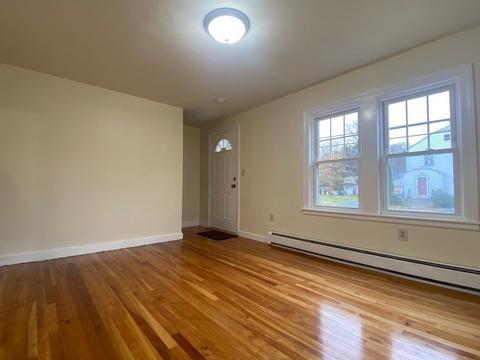 11 Southold Rd, Worcester, MA 01607 photo 3