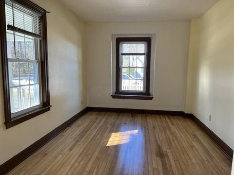 305 Thompson Rd, Webster, MA 01570 photo 7