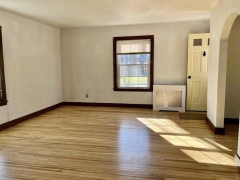 305 Thompson Rd, Webster, MA 01570 photo 3
