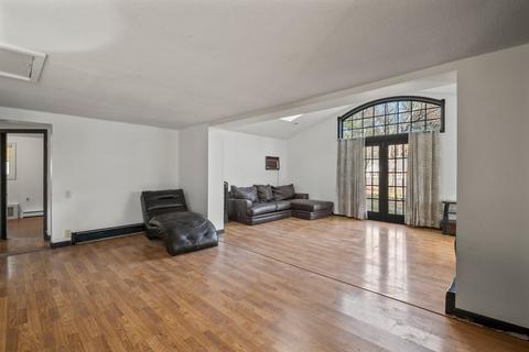 56 Rosedale Ave, Springfield, MA 01128 photo 17