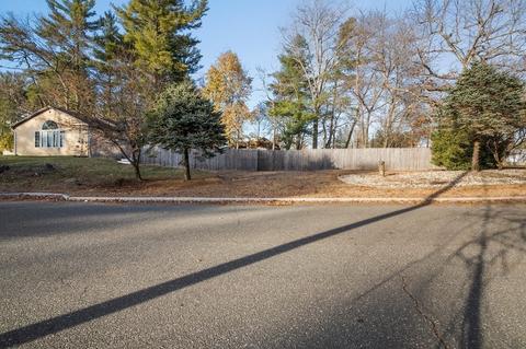 56 Rosedale Ave, Springfield, MA 01128 photo 27