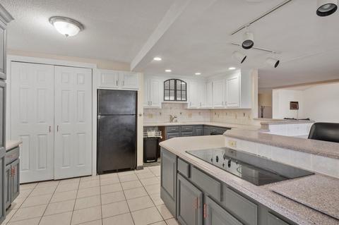 56 Rosedale Ave, Springfield, MA 01128 photo 13