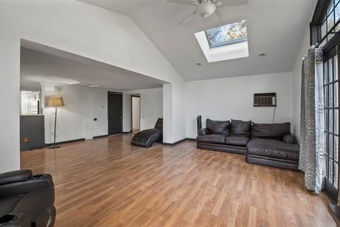 56 Rosedale Ave, Springfield, MA 01128 photo 19