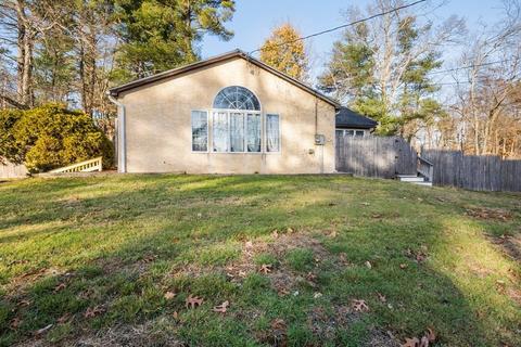 56 Rosedale Ave, Springfield, MA 01128 photo 3