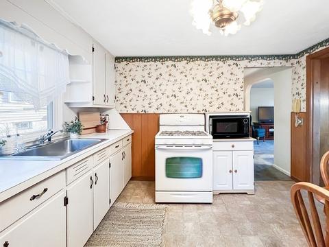 109 Roy St, Springfield, MA 01104 photo 5