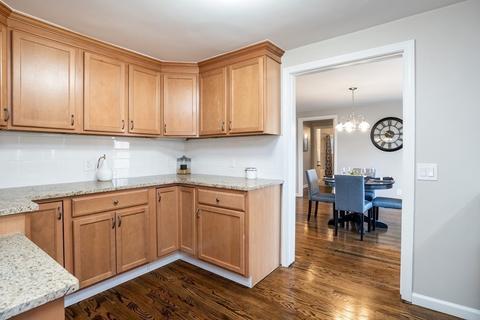 11 Intervale Rd, Springfield, MA 01118 photo 5