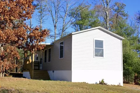 5 Adams Cir, Carver, MA 02330