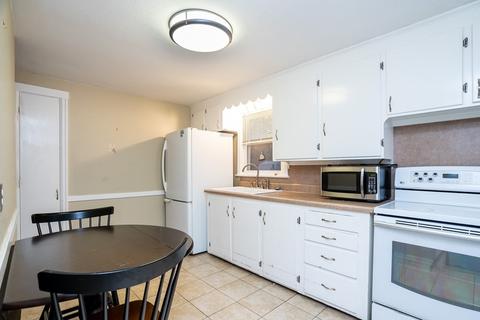 107 Mayflower Rd, Springfield, MA 01118 photo 15