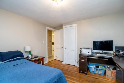 107 Mayflower Rd, Springfield, MA 01118 photo 20