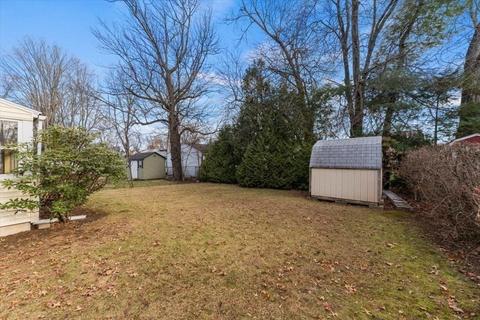 57 Vail St, Springfield, MA 01118 photo 29