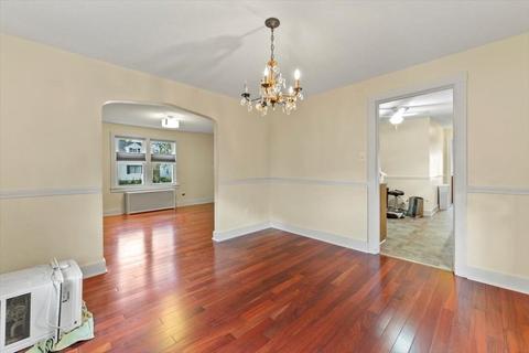 57 Vail St, Springfield, MA 01118 photo 12