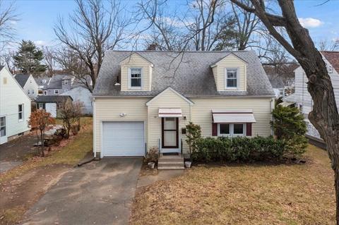 57 Vail St, Springfield, MA 01118 photo 2