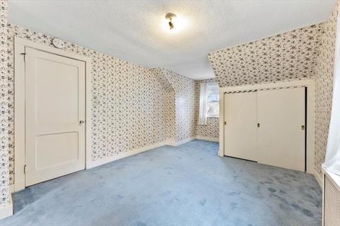 57 Vail St, Springfield, MA 01118 photo 15