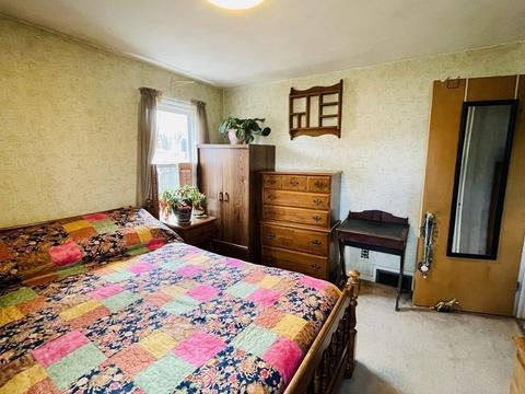 52 Mccarthy Ave, Chicopee, MA 01020 photo 19
