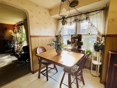 52 Mccarthy Ave, Chicopee, MA 01020 photo 9