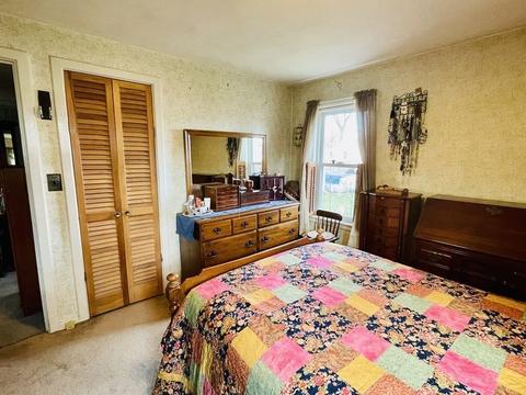 52 Mccarthy Ave, Chicopee, MA 01020 photo 18