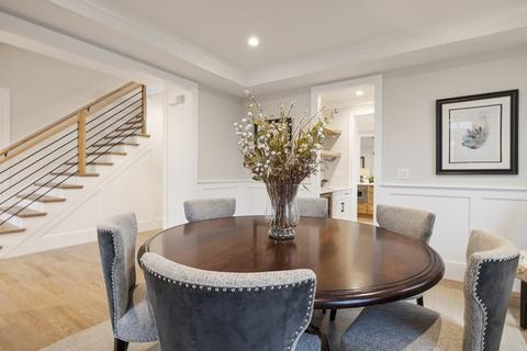 547 Webster St, Needham, MA 02494 photo 5