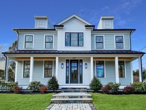 547 Webster St, Needham, MA 02494 photo 1
