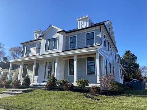 547 Webster St, Needham, MA 02494 photo 2
