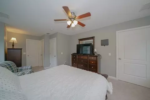 412 Kent, Springfield, MA 01129 photo 24
