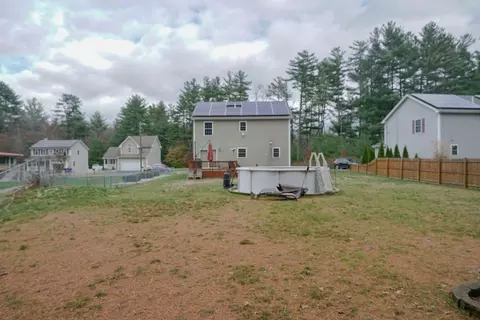412 Kent, Springfield, MA 01129 photo 39