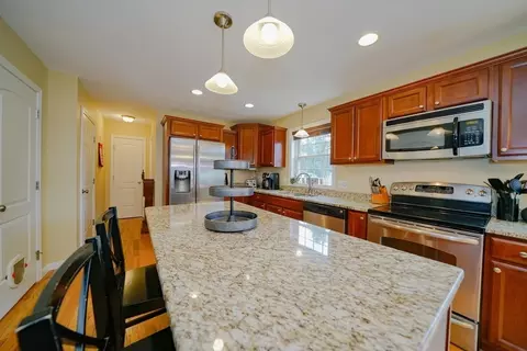 412 Kent, Springfield, MA 01129 photo 17