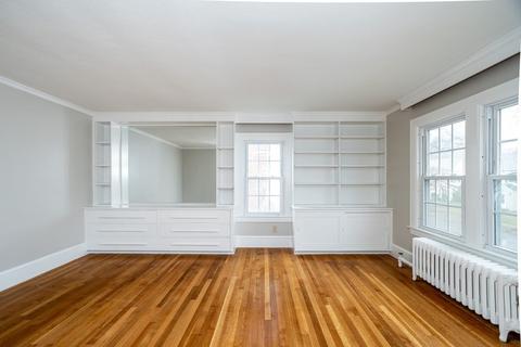 33 Eckington St, Springfield, MA 01108 photo 17