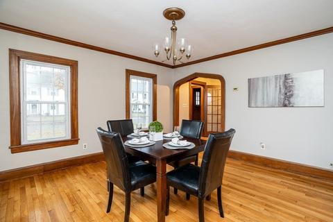 33 Eckington St, Springfield, MA 01108 photo 9