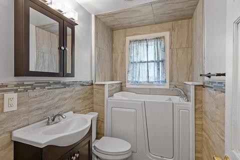 21 Kenberma Rd, Worcester, MA 01604 photo 15