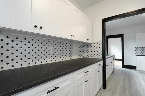 747 Saint James Ave, Springfield, MA 01104 photo 18