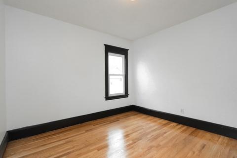 747 Saint James Ave, Springfield, MA 01104 photo 22
