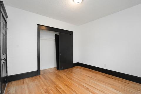 747 Saint James Ave, Springfield, MA 01104 photo 24