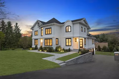 480 Dudley Rd, Newton, MA 02459