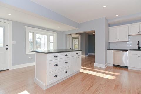 73 Spring St, Mansfield, MA 02048 photo 11