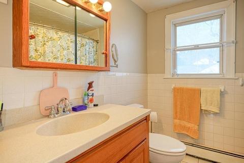 511 Maple St, Franklin, MA 02038 photo 16