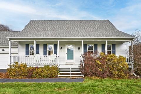 35 Clapp St, Easthampton, MA 01027 photo 3